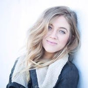 Joni Laree's photo