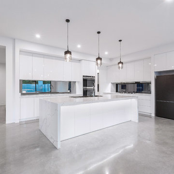 Bayside Custom Luxury Home: Altona