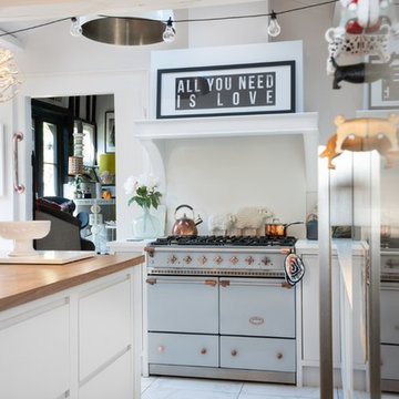 Contemporary In-Frame Slab Front Kitchen in Sawbridgeworth