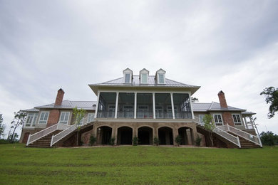 This is an example of a farmhouse home in New Orleans.