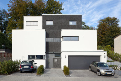 Inspiration for a contemporary exterior in Cologne.