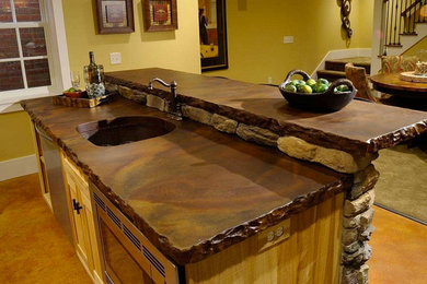 Inspiration for a kitchen remodel in Montreal