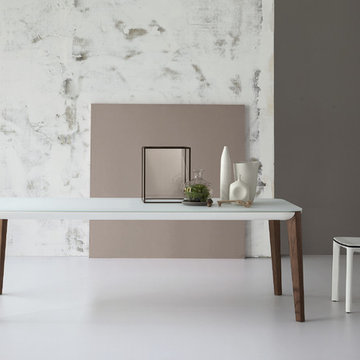 Match Modern Dining Table by Bonaldo
