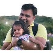Nayan Patels foto
