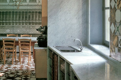 Foto di una cucina eclettica di medie dimensioni