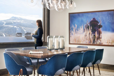 Example of a dining room design in Salt Lake City