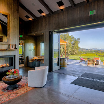 AG Bi-Folds Create an Indoor-Outdoor Tasting Experience at Robert Young Winery