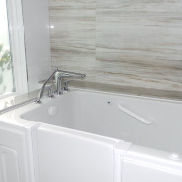 senior Walk-In Tub