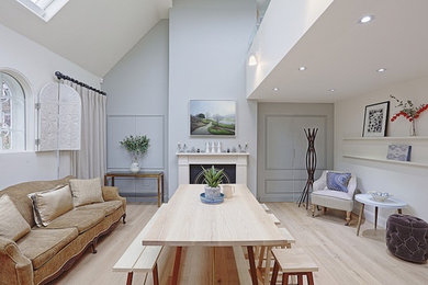Contemporary dining room in London.