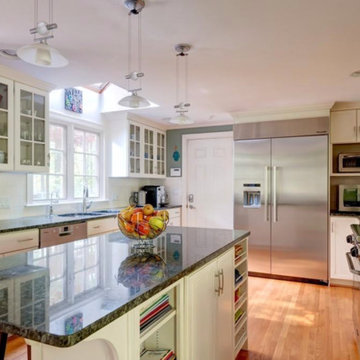 47 Draper Road, Wayland, MA