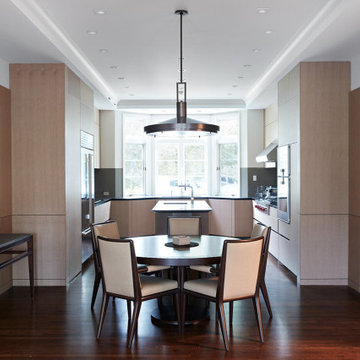 Peninsula Residence