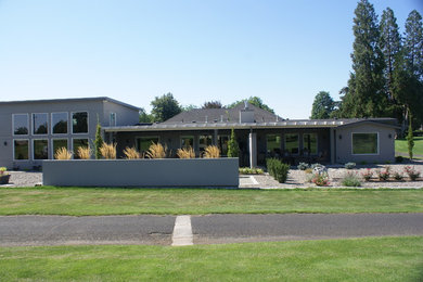 Modern exterior home idea in Seattle