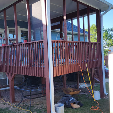 Screened and covered deck addition