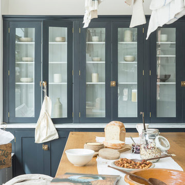 The Clerkenwell Shaker Kitchen by deVOL