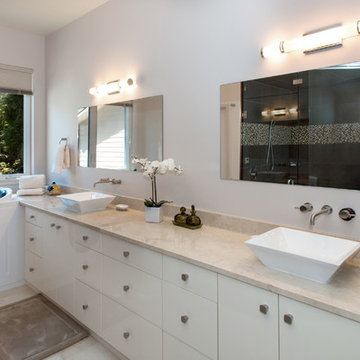 Bright Colors Breathe Style into Transitional (Custom Home)