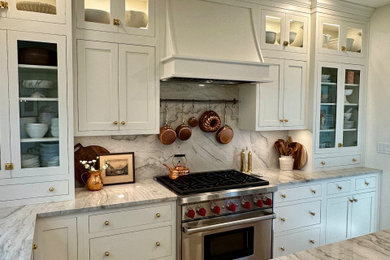 Inspiration for a timeless kitchen remodel in Portland