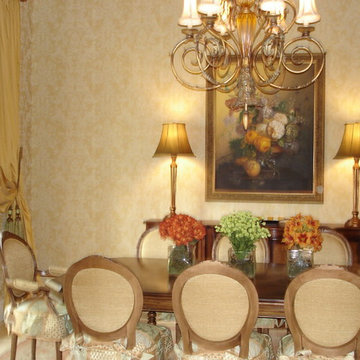 MODEL HOME INTERIORS