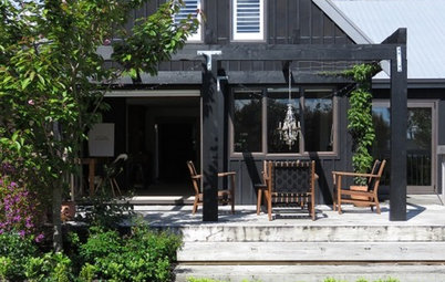 NZ Houzz: The Kitset Cottage That Grew ... and Grew