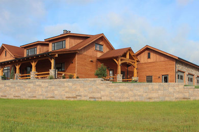 Inspiration for a rustic exterior home remodel in Wichita