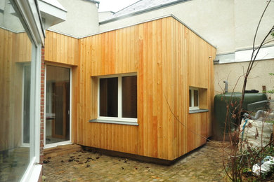 Contemporary home design in Le Havre.