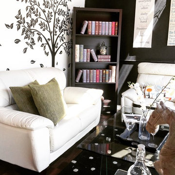 Comfortable and Cozy Shabby Chic Living Space