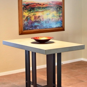 Wine Lounge & Entertainment Room