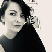 Elena Tararache's photo