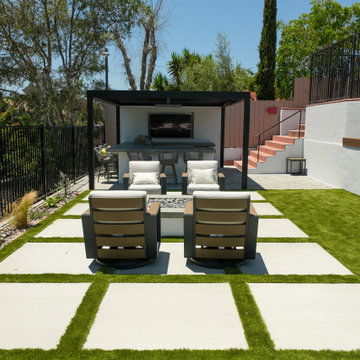 Josh & Katie Vinck – Modern Backyard with Fire Pit, Bar & Sun Deck