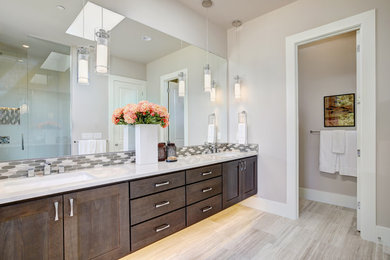 Inspiration for a modern bathroom remodel in San Francisco