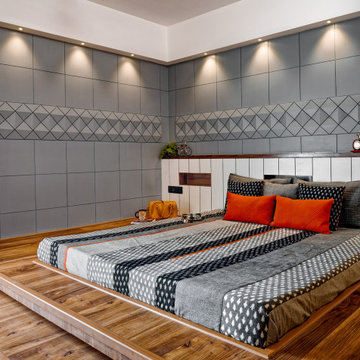 'The Grandeur of the Bungalow in Penthouse'