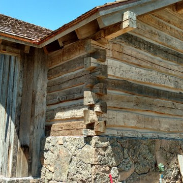 Rustic American Log Stack Siding Jackson, WY
