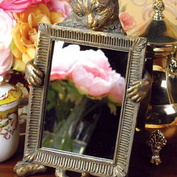 Cat Mirror - Makeup Mirrors