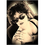 Lorna Shingenge's photo