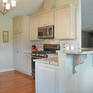 Elegant Kitchen Remodel in Charlotte, MI