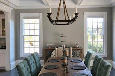 Dining room photo in Atlanta