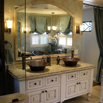 Frech Country Romance - Master Bathroom