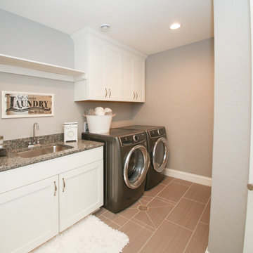 Laundry Room in Lincoln Maple White Ice