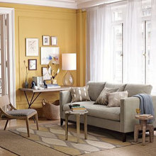 Living Room color and molding