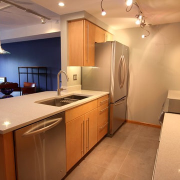 3 Baths and 2 Kitchens