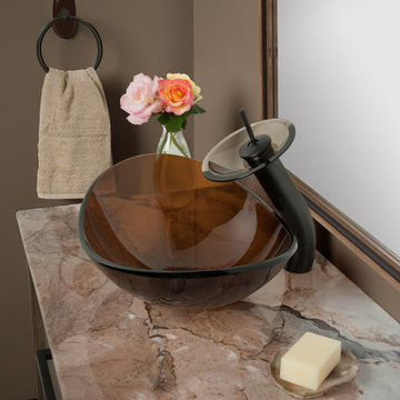 Novatto FALLS Faucet with Novatto BABBUCCIA Glass Vessel Sink