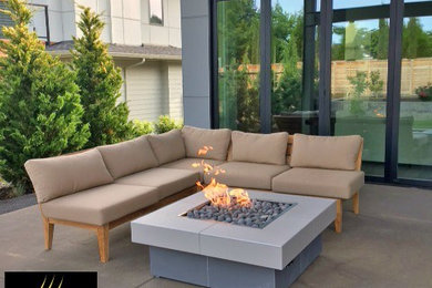 Example of a trendy patio design in Portland