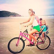 Renata Marder's photo