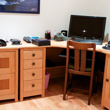 Cherry Desk Set