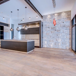 Custom house - Products