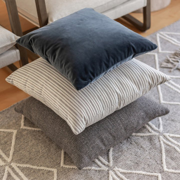 Breathe 22″ Square Feather Cushion – Smoke Taupe Weave