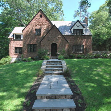 Wellesley Tudor
