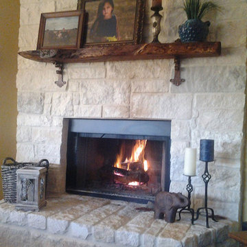 Beautiful Mantel Ideas with Iron Brackets & More