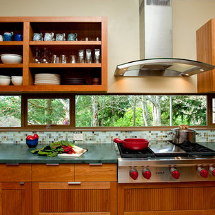75 Beautiful Midcentury Modern Kitchen With Wood Countertops