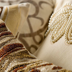 Villamont Style - Decorative Pillows