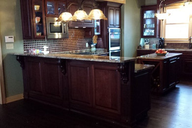 Elegant kitchen photo in Nashville
